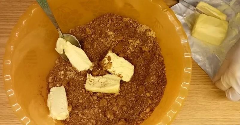 Солодка ковбаска зі згущеним молоком на швидку руку