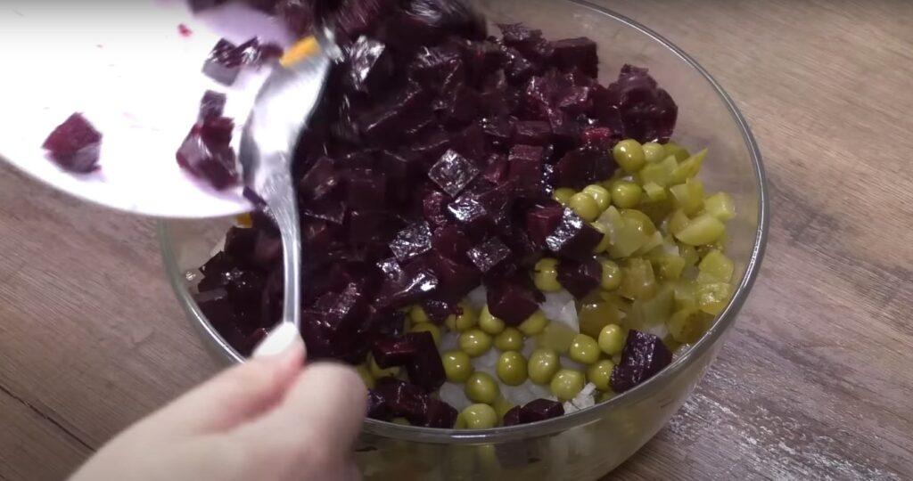 Смачніше вінегрету я не пробувала: вся річ у заправці. Розкажу, як її приготувати