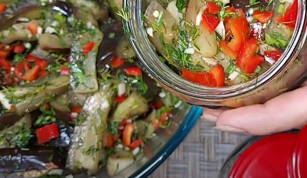 Мариновані баклажани, як гриби на зиму з часником та перцем
