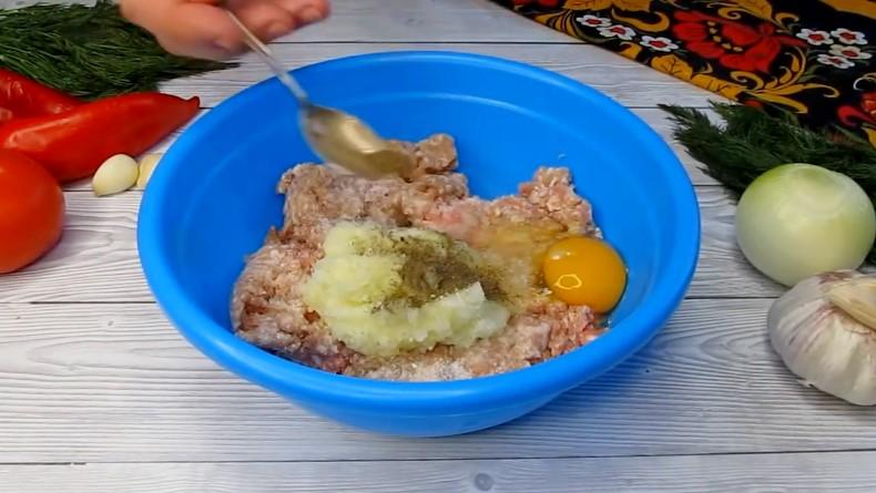 Вечеря без метушні, одна з найсмачніших. Склав усе на сковороду і забув