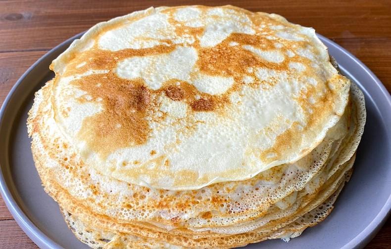 Млинці з капустою: випікаю млинці і дивлюся улюблені серіали