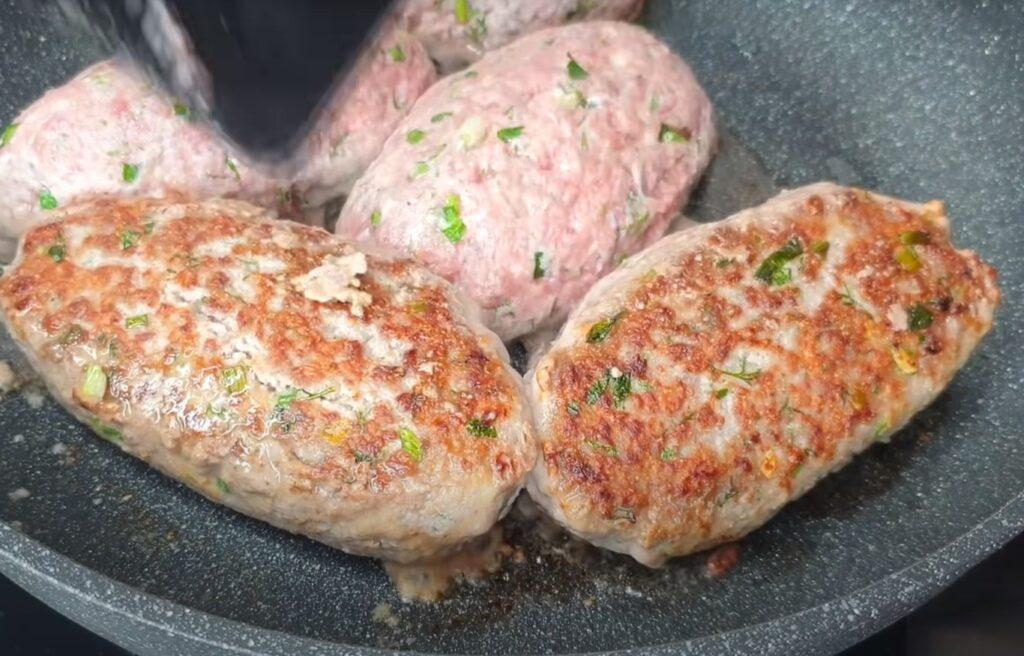 Смачна вечеря із простих продуктів замість набридлих котлет
