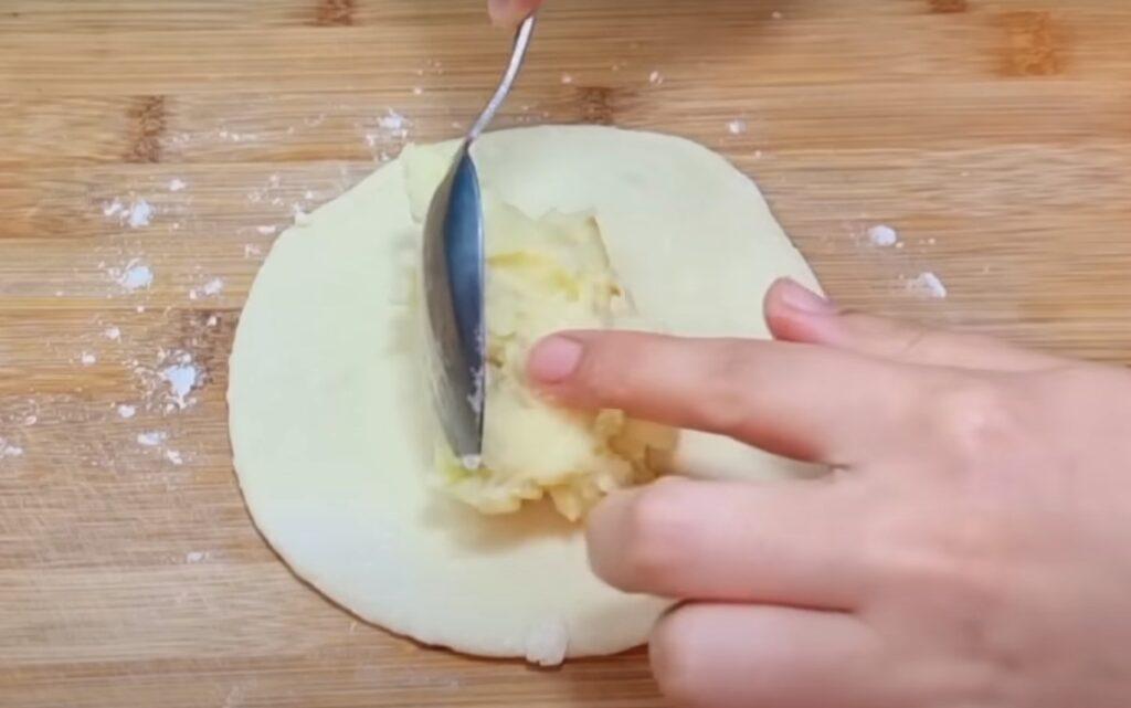 Сир, яйця та картопля. Усі хто пробують просять рецепт