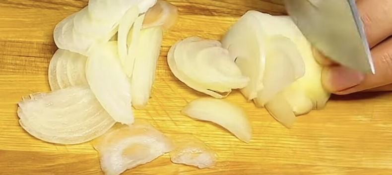 Як же смачно: це мій хіт застілля, салат із багатим смаком