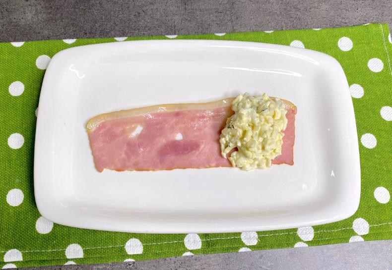 Ще один рецепт рулетиків, але вже без сиру: потрібно мінімум продуктів та часу