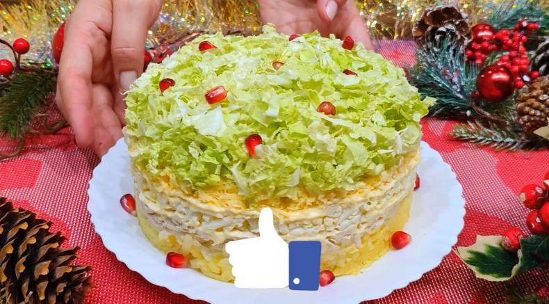 Салат "лебединий пух" із простих продуктів на святковий стіл