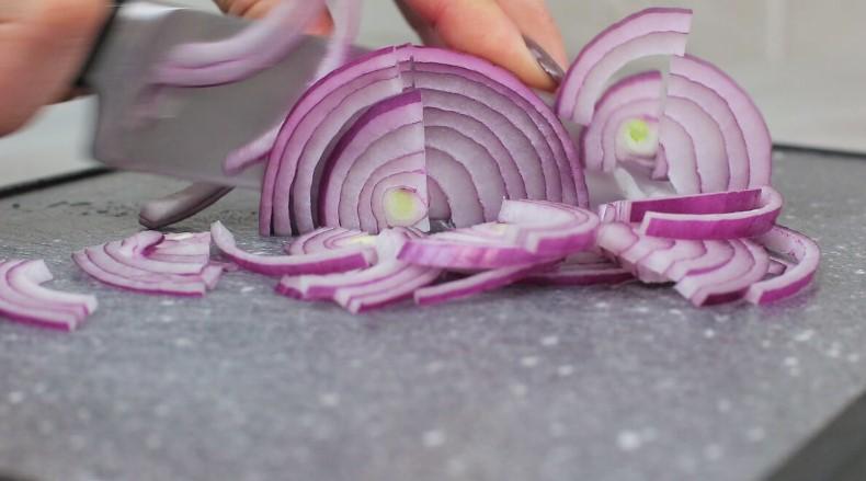 А ви куштували салат з макаронами? Дуже апетитно