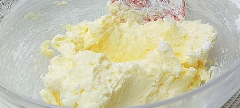 Магазинне не люблю, печу вдома сама: печиво «Кураб'є» із простих продуктів