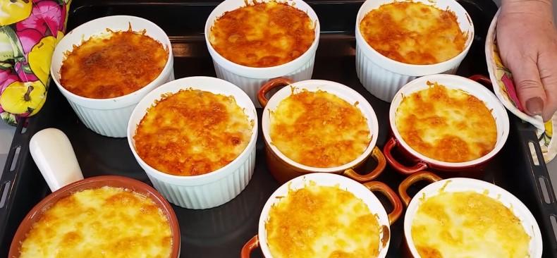Класичний французький жульєн з куркою та грибами