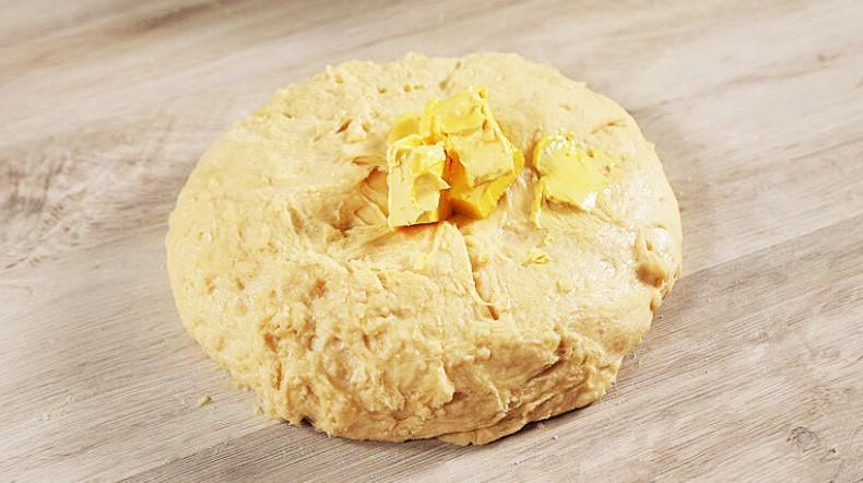 Булочки за цим рецептом виходять повітряними, пишними, солодкими