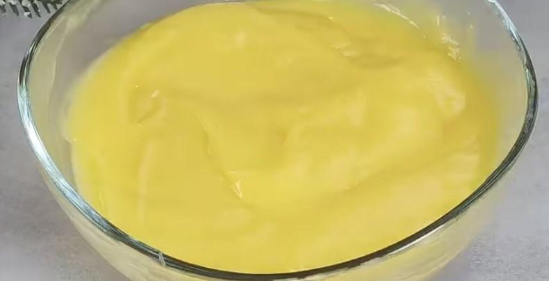 Тістечка за 15 хвилин: смачна випічка з доступних продуктів