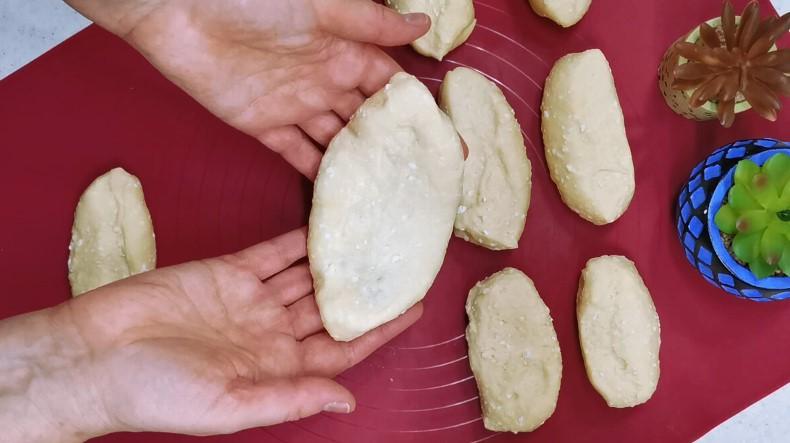 Мої маленькі коржі за смаком не поступаються справжнім хачапурі