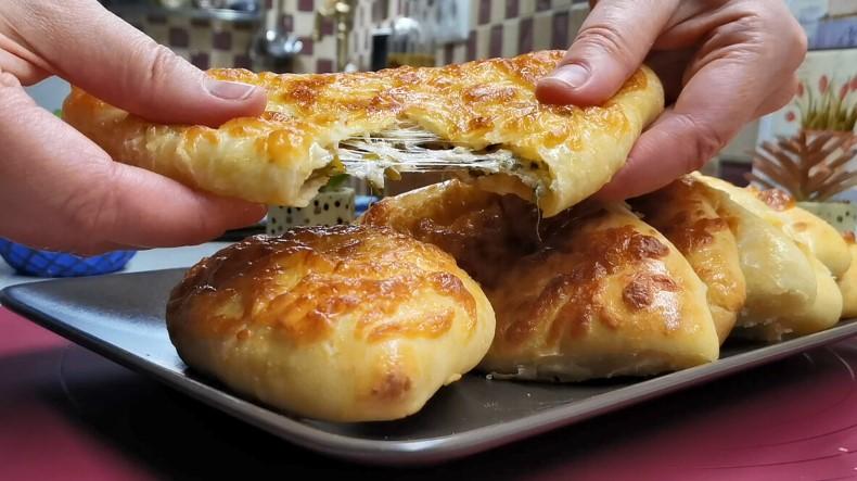 Мої маленькі коржі за смаком не поступаються справжнім хачапурі