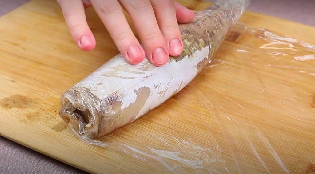 Нереально смачний рибний рулет. Закусочна слабосолона скумбрія