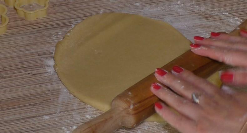 Показую, як просто приготувати пісочне печиво