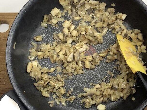Дуже поживний, смачний м'ясний салат