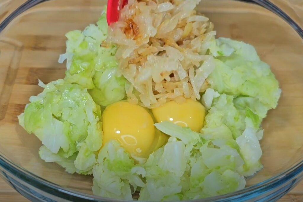 Капуста з цибулею смачніша за м'ясо: швидко і смачно