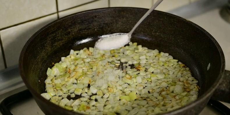 Простий, швидкий салат з буряка на кожен день