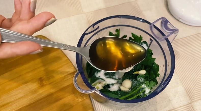 Смачний салат із капусти без майонезу