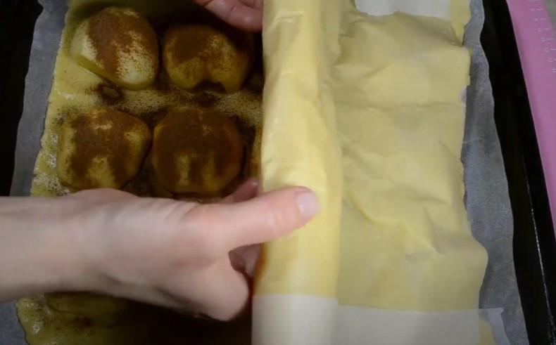 Швидкий, простий та смачний яблучний пиріг