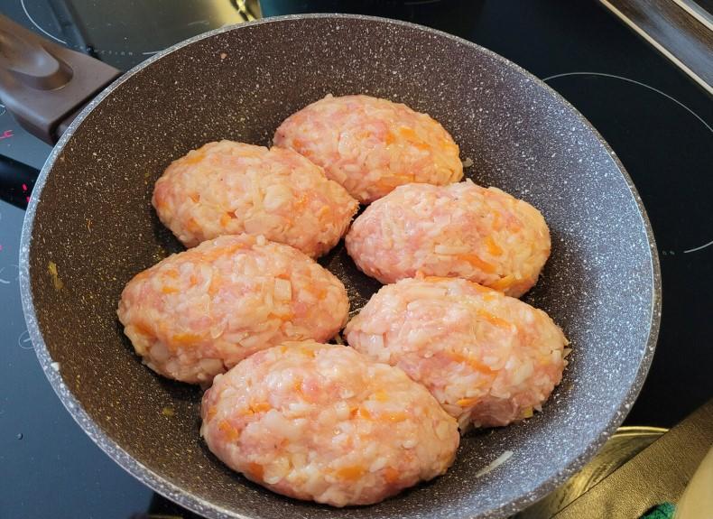 Ліниві голубці на сковороді. Не гірші за "класичні", але простіше готувати