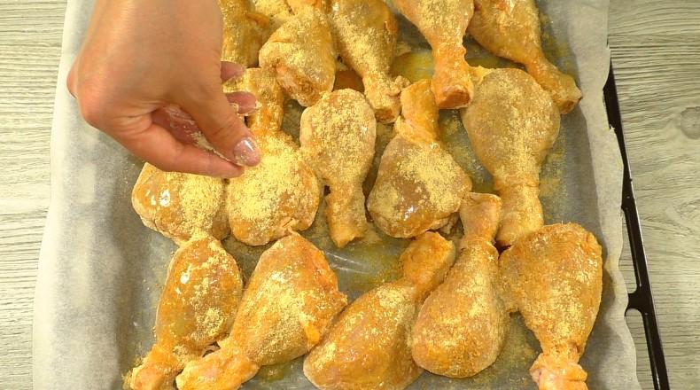 Щоб курка була зі скоринкою, додаю 50 грам вершкового масла