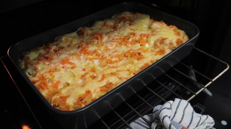 Гречка в духовці з куркою. Коли немає часу стояти біля плити