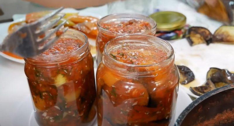 Баклажани консервовані в банках на зиму