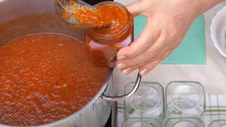 Універсальний томатний соус для піци! Заготівля соусу на зиму