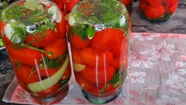Помідори на зиму, які з'їдаються моментально. Взимку пошкодувала, що мало закрила