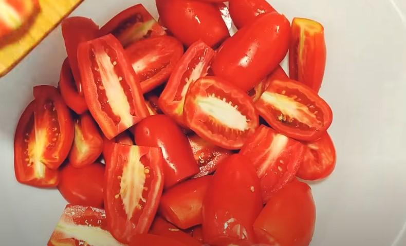 Мариновані помідори по-корейськи на зиму