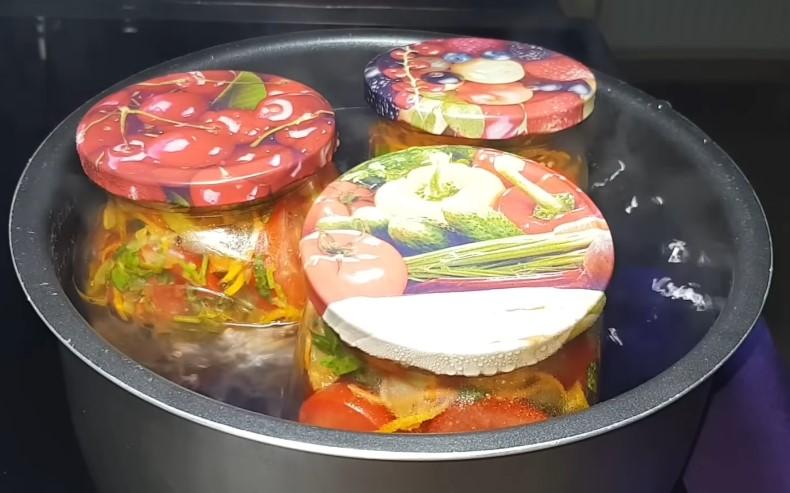 Заготовляю помідори по-корейськи на зиму