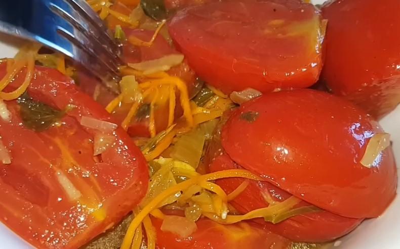 Заготовляю помідори по-корейськи на зиму