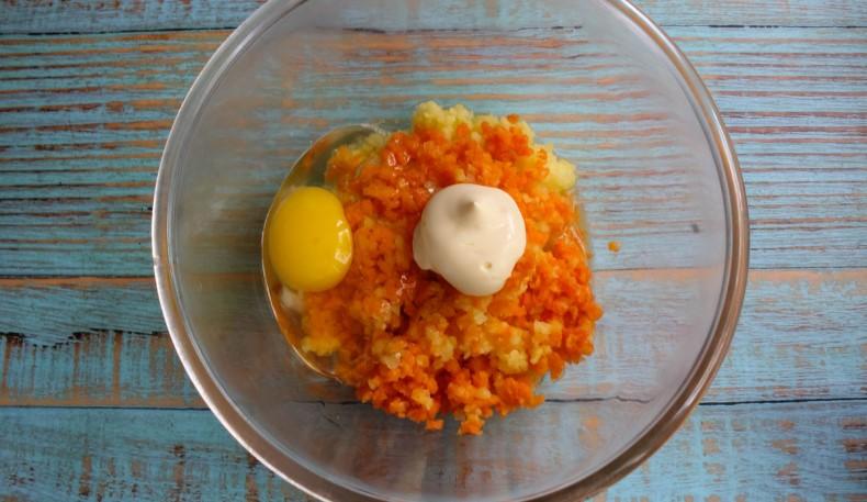 Оладки з курячої печінки із овочами