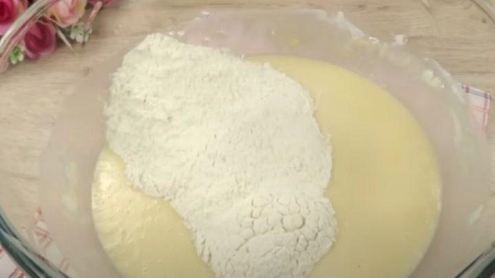 Молочні коржики. Хрустке здобне печиво з шоколадом