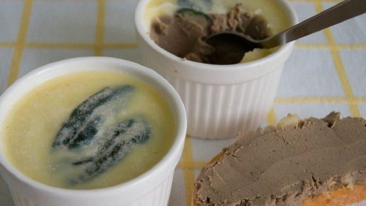 Найпростіший паштет з курячої печінки