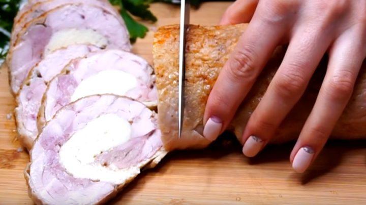 Курячий рулет із омлетом. Виходить багато і смачно