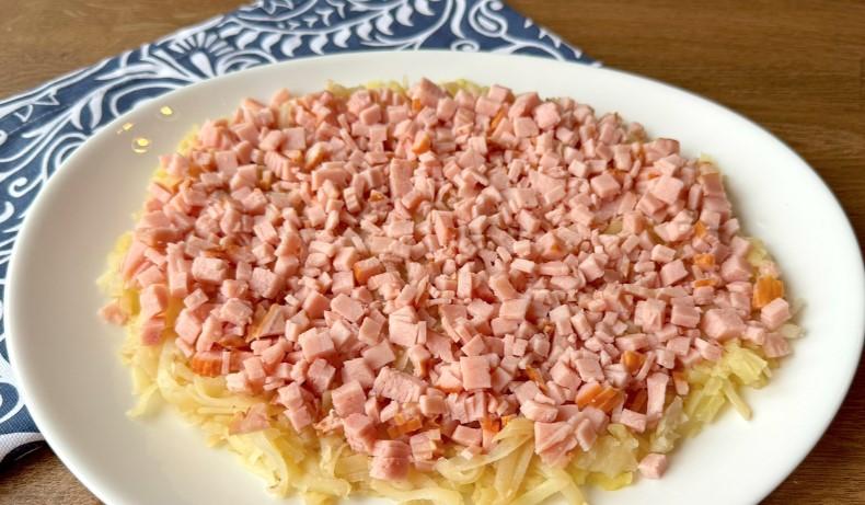 Салат «Вересень»: приготувала смачну страву із простих продуктів