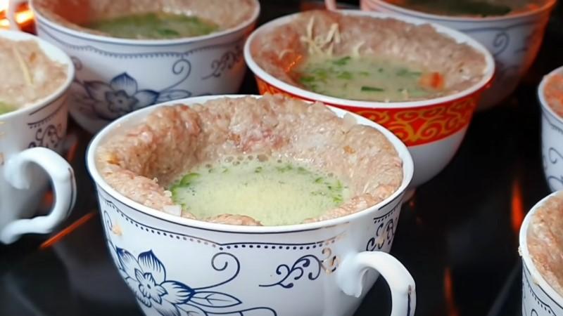 Мафіни з фаршу із морквяним салатом