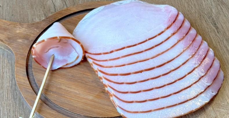 Затишні закуски: чарочки як елемент подачі