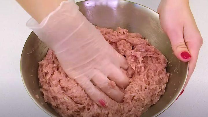 Соковиті котлети без жирних бризок. Котлети у духовці