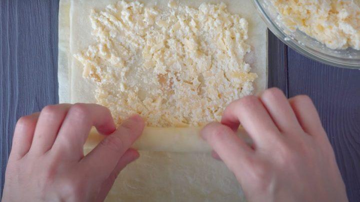 Лаваш з сирною начинкою на сковороді. Ну дуже смачно
