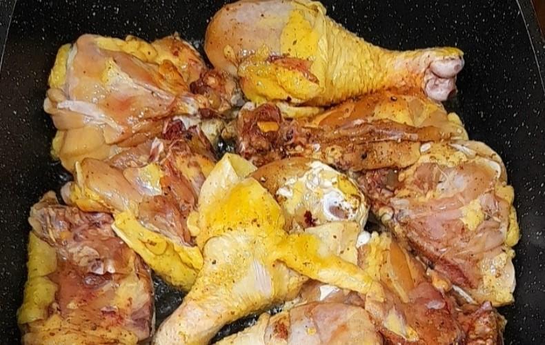 Курочка по-особливому. Така смакота, що й відірватися неможливо