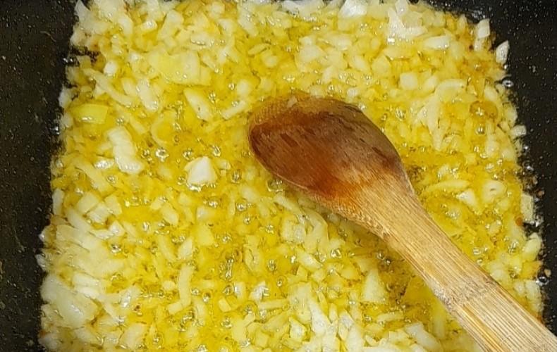 Курочка по-особливому. Така смакота, що й відірватися неможливо