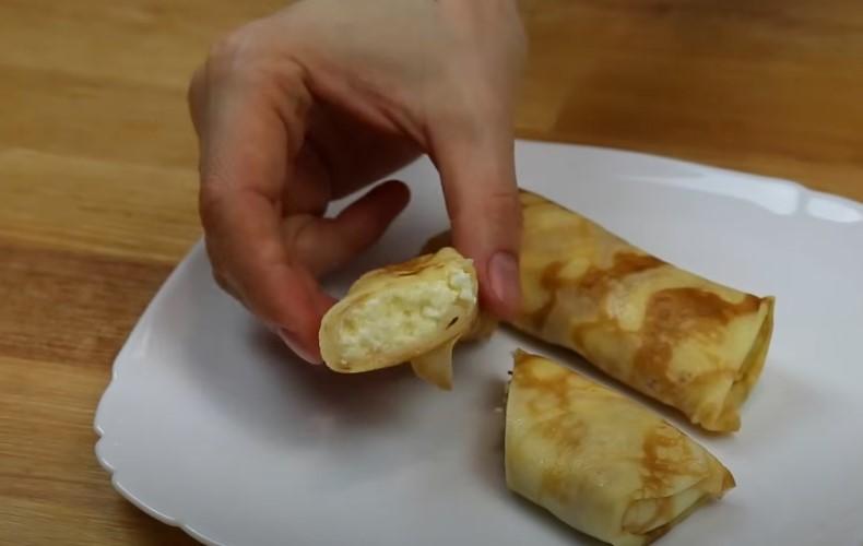 Запечені млинці з сиром і родзинками