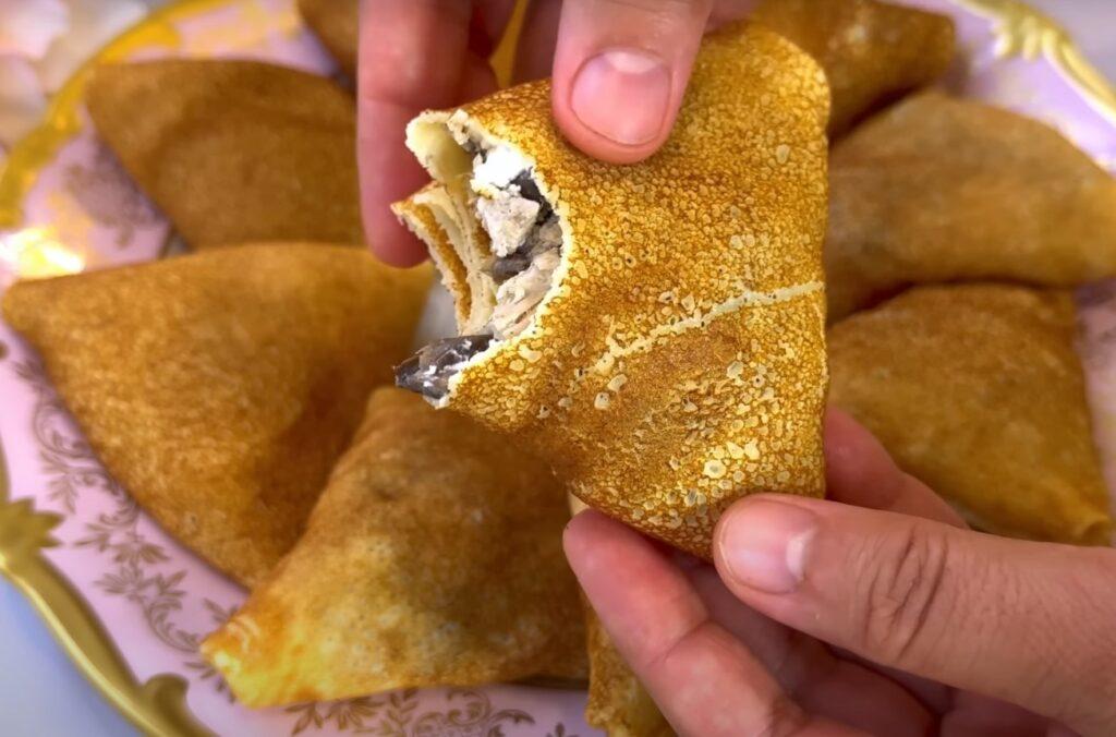 Млинці із смачною та ситною грибною начинкою