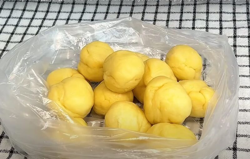 Красиве та смачне святкове печиво «Трояндочки»