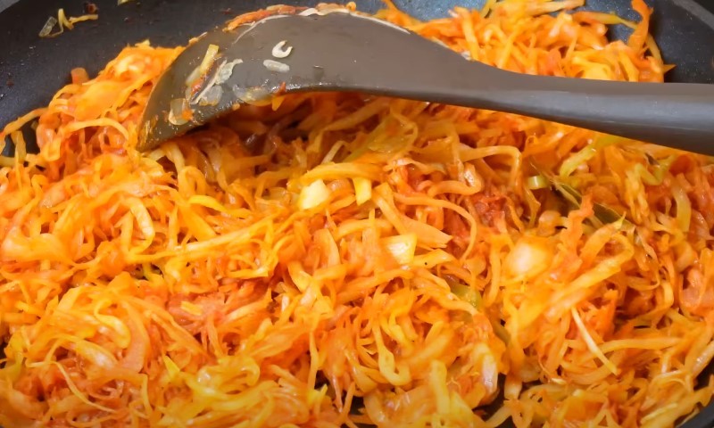 Пиріжки з капустою «Монастирські». Тісто без яєць та молочних продуктів