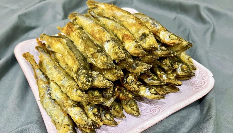 У такому вигляді мойву їдять кілограмами