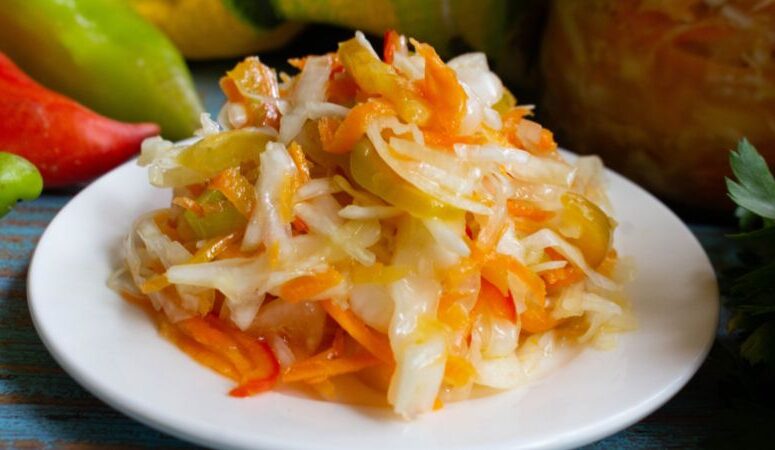 Салат з капусти з оцтом